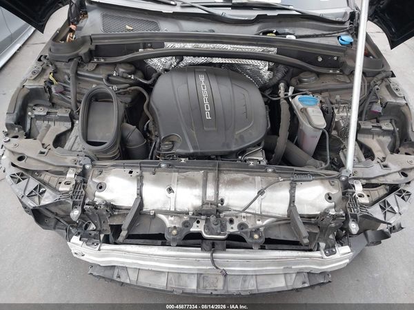 2018 PORSCHE MACAN