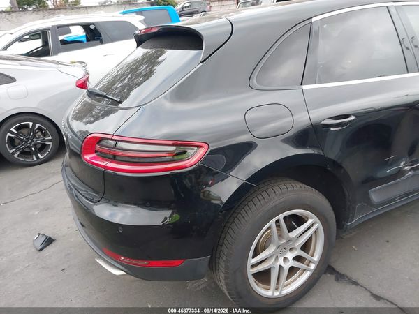 2018 PORSCHE MACAN