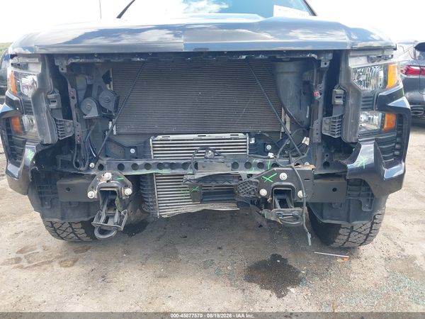 2022 CHEVROLET SILVERADO 1500 4WD  STANDARD BED CUSTOM — I6