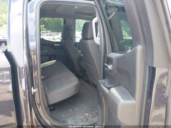 2022 CHEVROLET SILVERADO 1500 4WD  STANDARD BED CUSTOM — I8