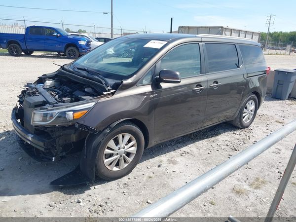 2017 KIA SEDONA LX