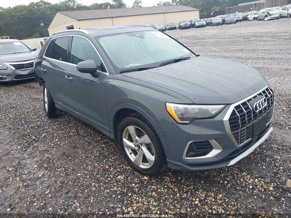 2022 AUDI Q3