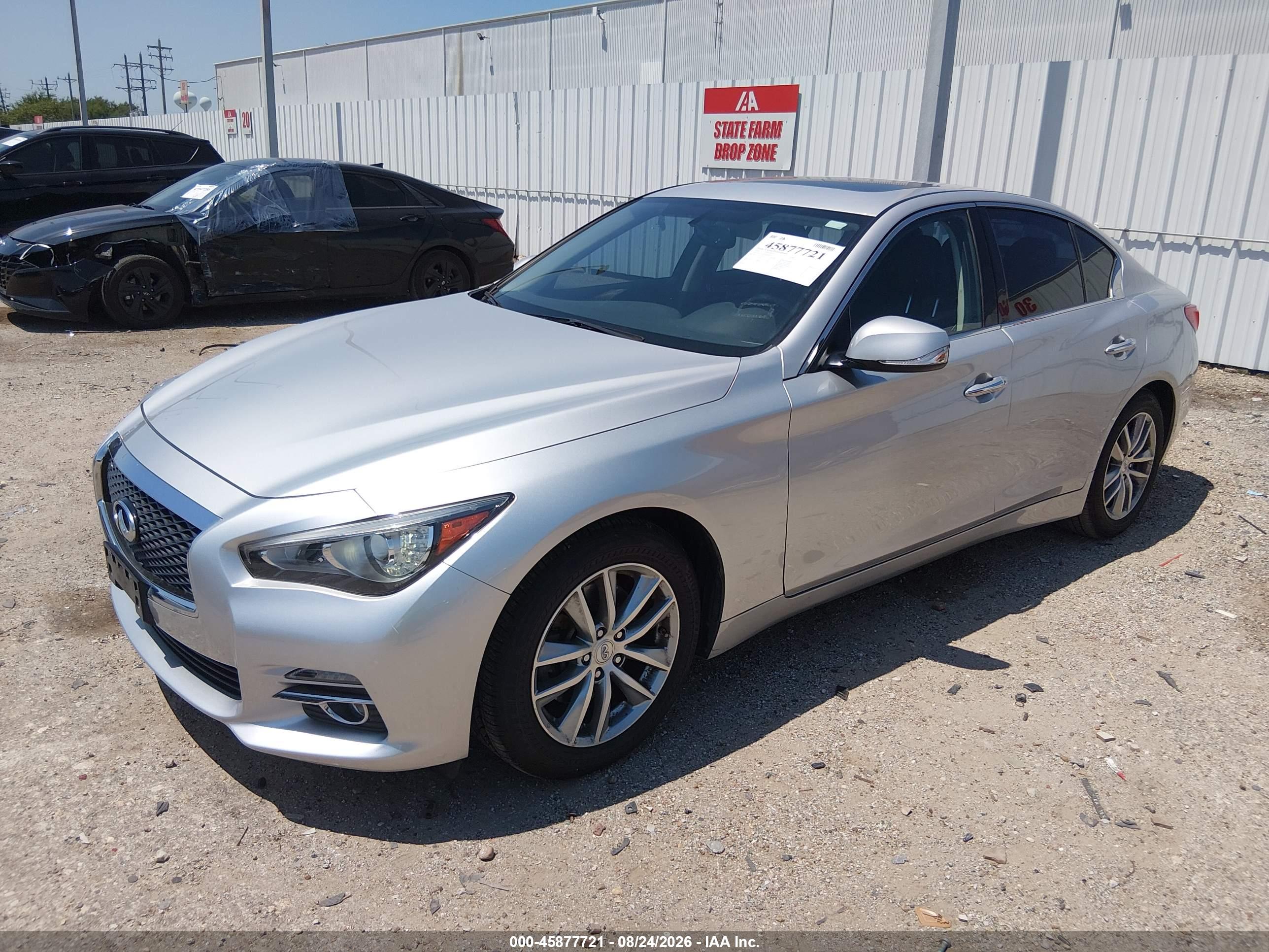 2016 INFINITI Q50 2.0T BASE/2.0T PREMIUM — I2