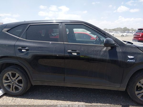 2023 KIA SELTOS LX