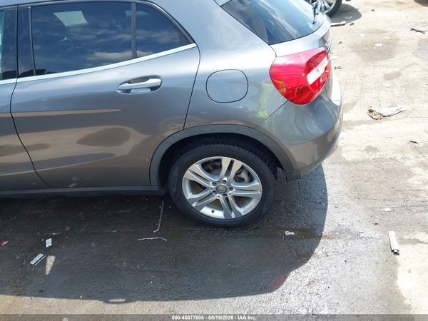 2015 MERCEDES-BENZ GLA 250 4MATIC
