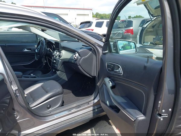 2015 MERCEDES-BENZ GLA 250 4MATIC