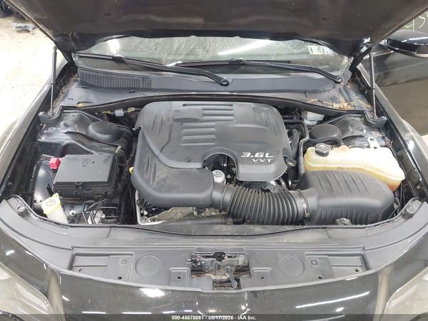 2014 CHRYSLER 300
