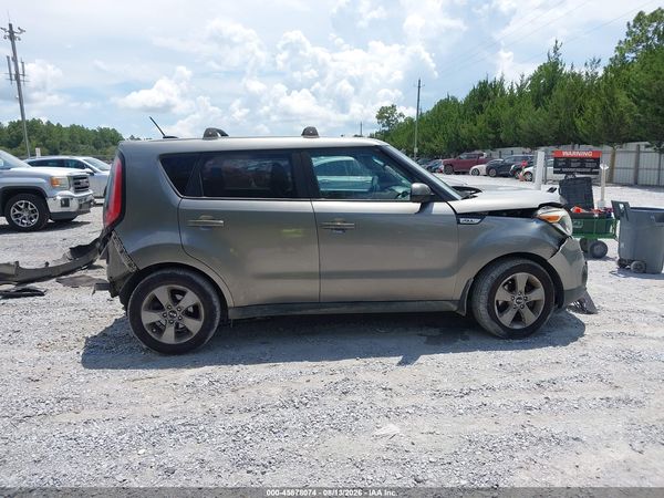 2017 KIA SOUL Base
