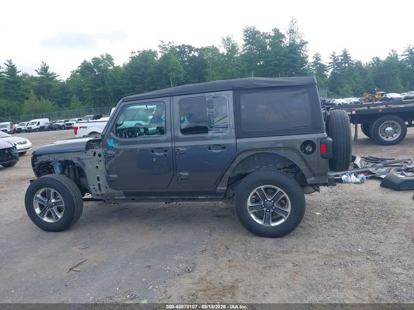 2019 JEEP WRANGLER UNLIMITED SAHARA 4X4
