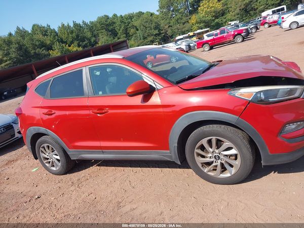 2016 HYUNDAI TUCSON SE