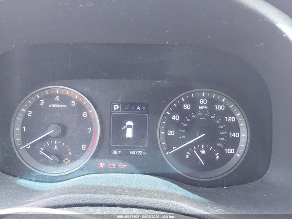 2016 HYUNDAI TUCSON SE