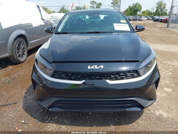 2024 KIA FORTE LX