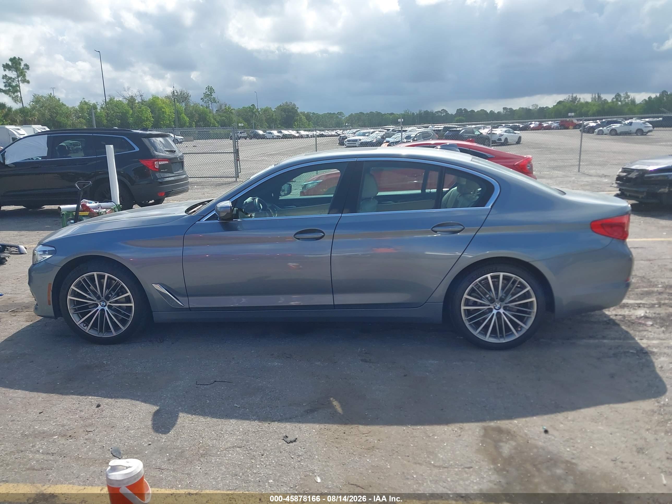 2019 BMW 530I