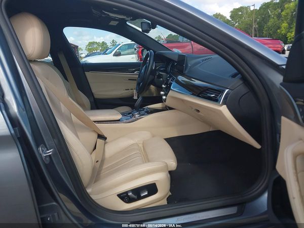 2019 BMW 530I