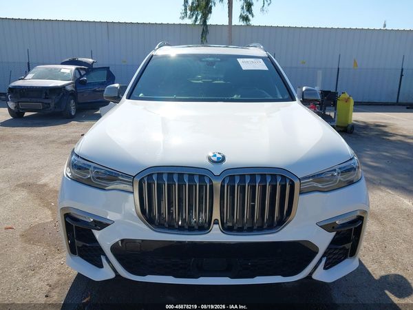 2021 BMW X7 M50I