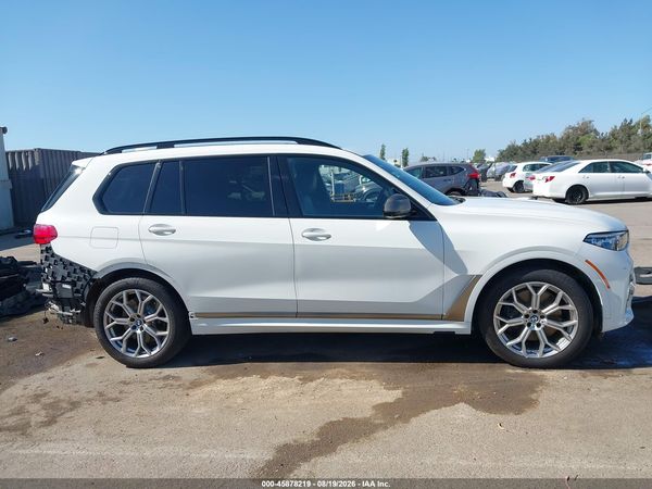 2021 BMW X7 M50I