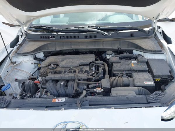 2023 HYUNDAI KONA SE