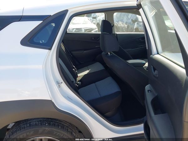 2023 HYUNDAI KONA SE