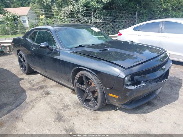 2012 DODGE CHALLENGER SXT
