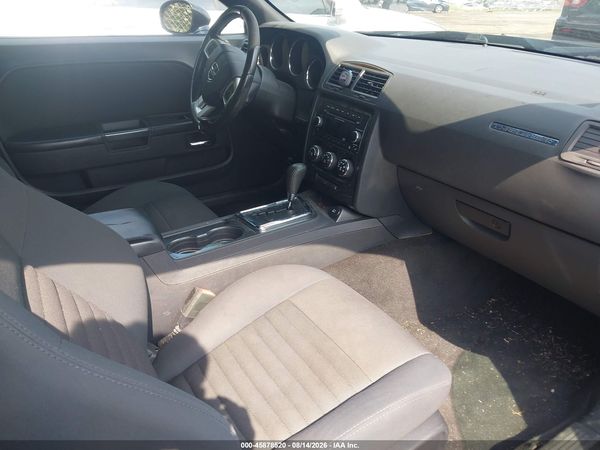 2012 DODGE CHALLENGER SXT