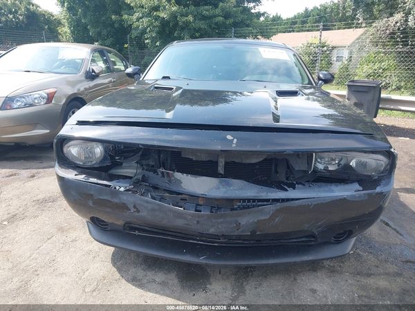 2012 DODGE CHALLENGER SXT