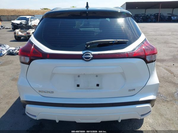 2023 NISSAN KICKS SR XTRONIC CVT