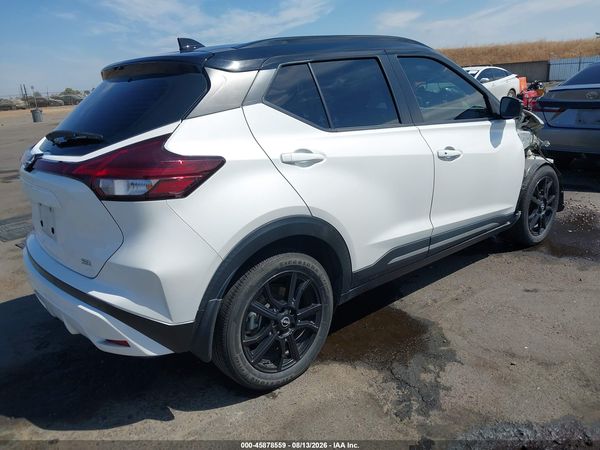 2023 NISSAN KICKS SR XTRONIC CVT