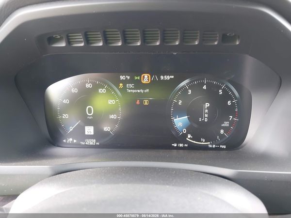2018 VOLVO XC90 T6 MOMENTUM