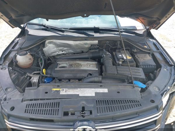 2017 VOLKSWAGEN TIGUAN 2.0T/2.0T S — I10