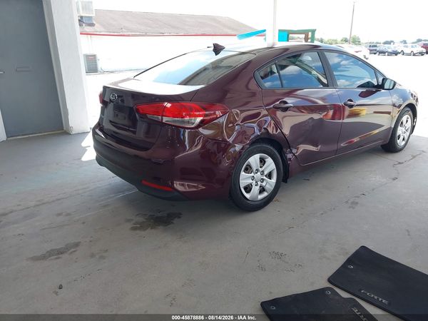 2017 KIA FORTE LX