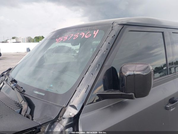 2024 LAND ROVER DEFENDER
