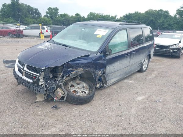 2013 DODGE GRAND CARAVAN SXT — I2