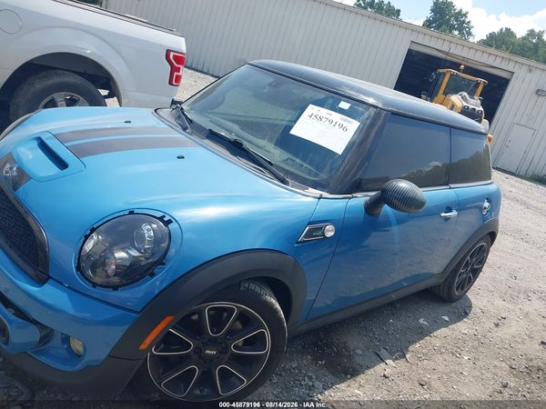 2012 MINI COOPER S