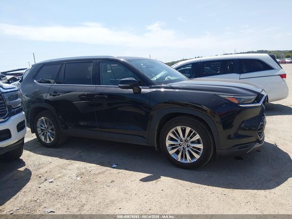 2024 TOYOTA GRAND HIGHLANDER PLATINUM