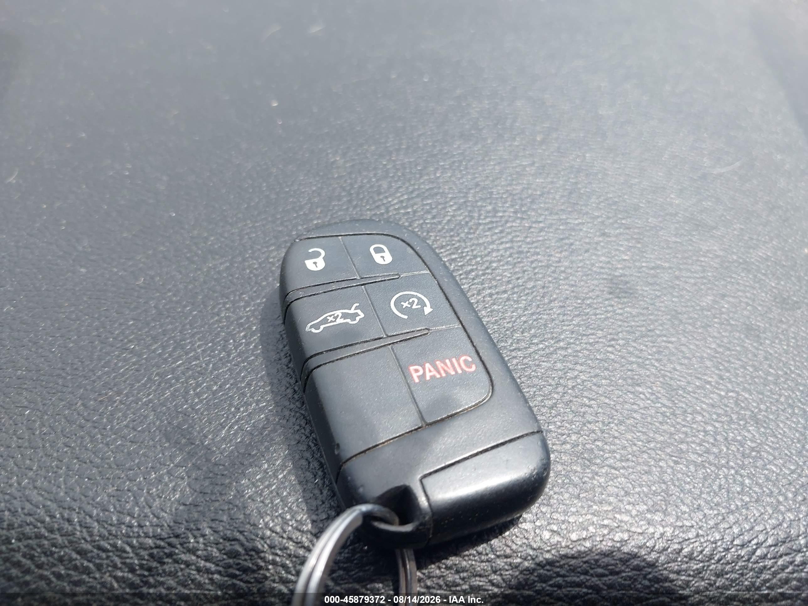 2016 DODGE CHALLENGER SXT