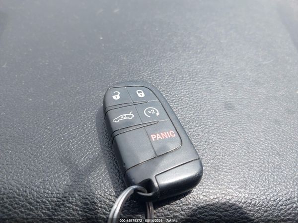 2016 DODGE CHALLENGER SXT