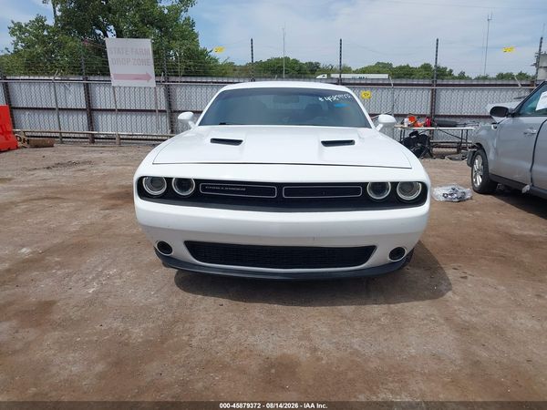 2016 DODGE CHALLENGER SXT