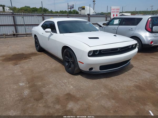2016 DODGE CHALLENGER SXT