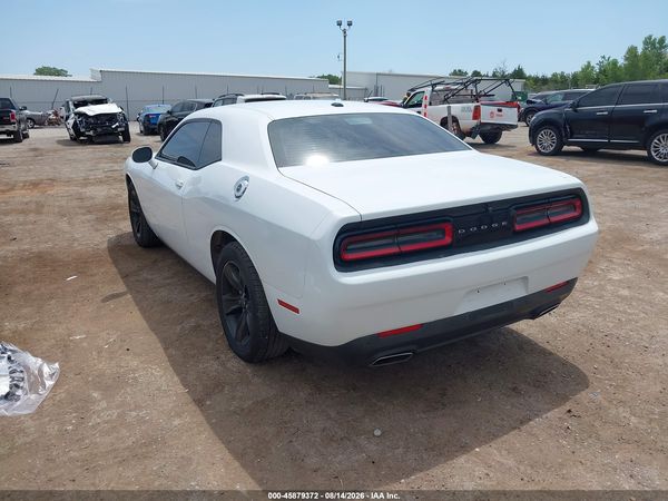 2016 DODGE CHALLENGER SXT