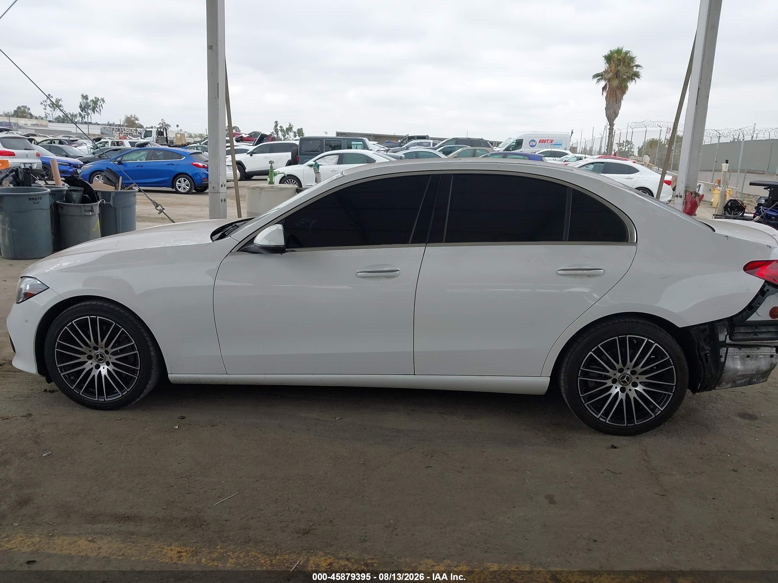 2024 MERCEDES-BENZ C 300