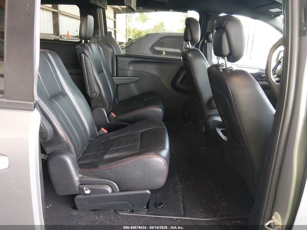2019 DODGE GRAND CARAVAN GT — I8