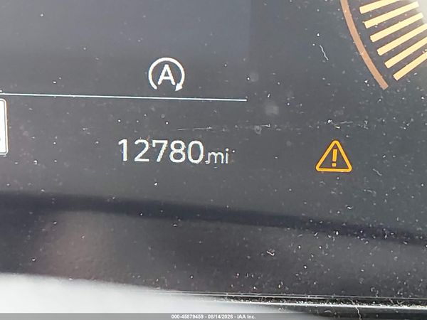 2025 HYUNDAI KONA SE