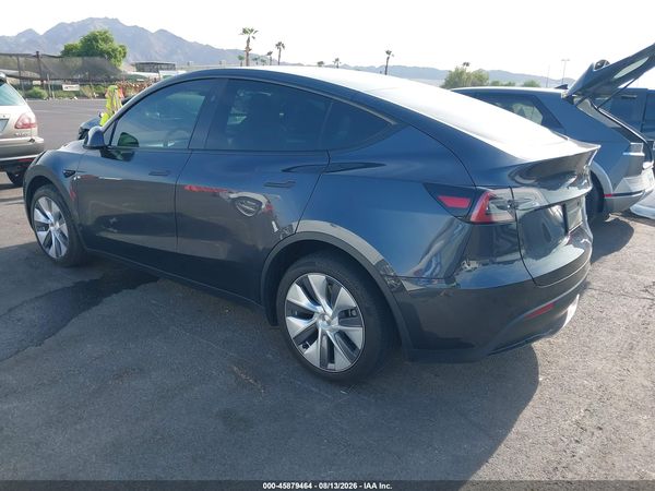 2024 TESLA MODEL Y — I3