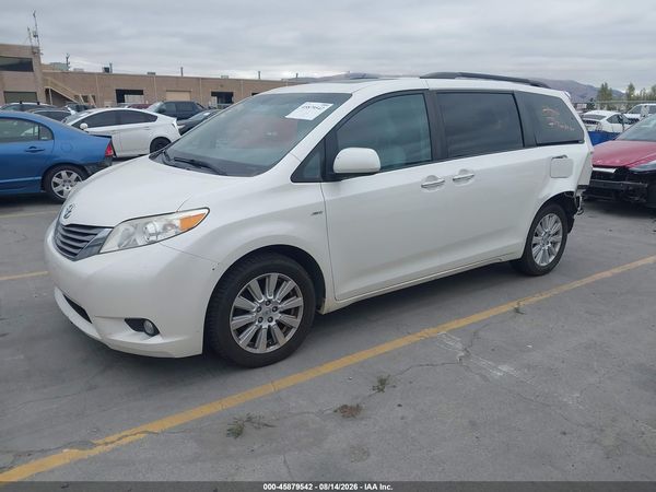 2017 TOYOTA SIENNA XLE 7 PASSENGER