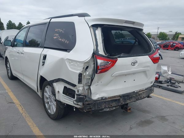 2017 TOYOTA SIENNA XLE 7 PASSENGER
