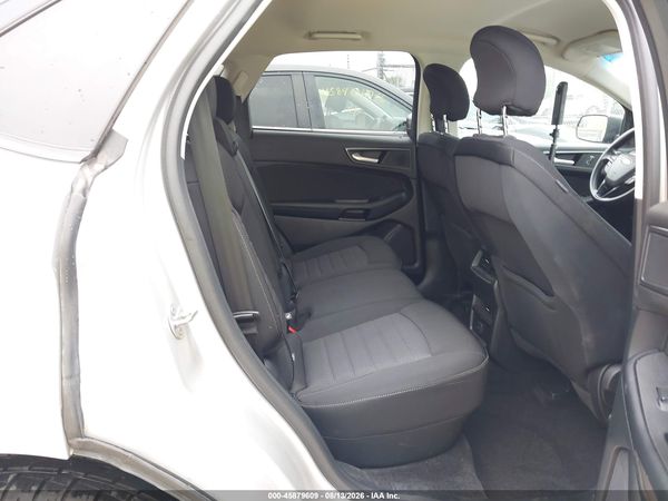 2018 FORD EDGE SE — I8