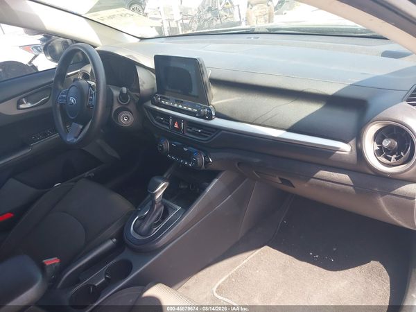 2019 KIA FORTE LXS