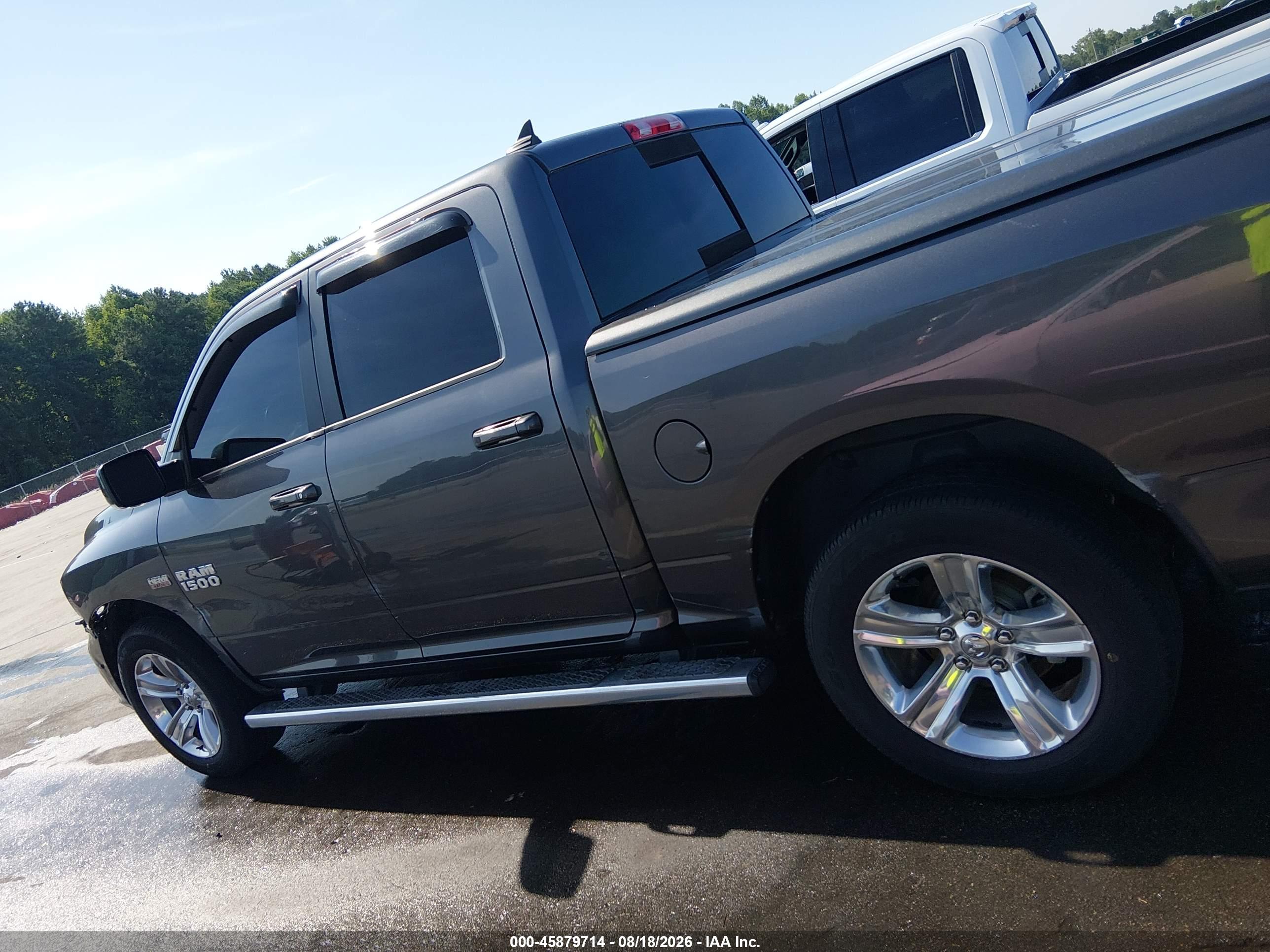 2017 RAM 1500 SPORT  4X4 5'7 BOX