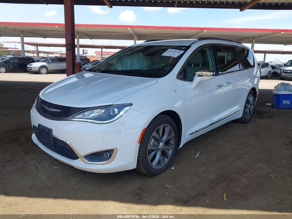 2018 CHRYSLER PACIFICA — I2