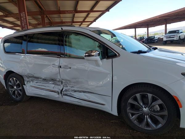 2018 CHRYSLER PACIFICA LIMITED — I6